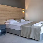 Nas 4*